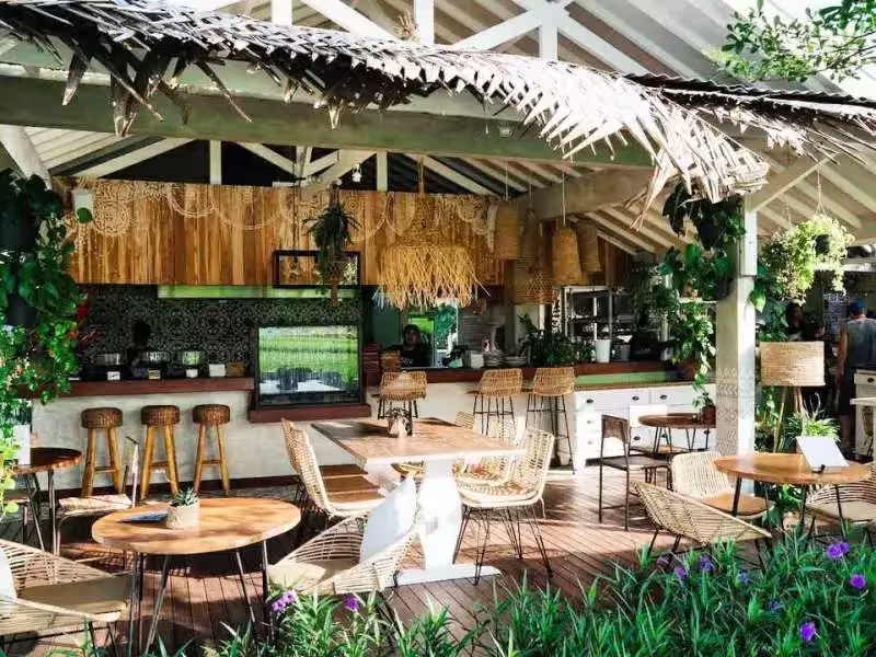 17 Cafe 24 Jam di Bali Terbaik untuk Nongkrong Asyik Sampai Pagi di 2025