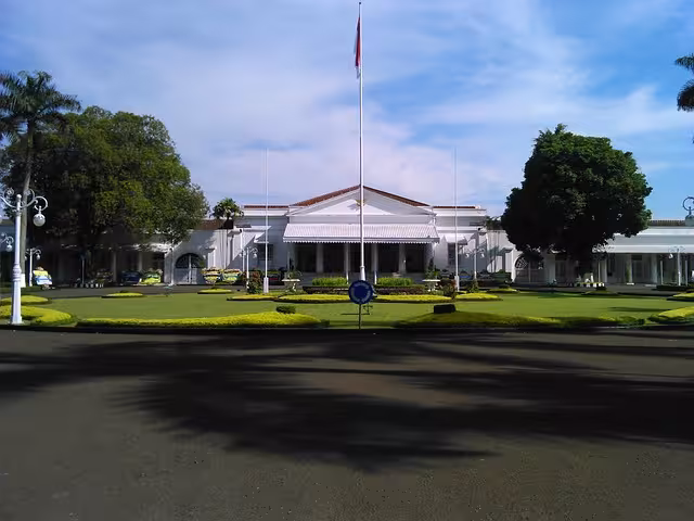 25 Cafe Terbaik di Bandung Rating Tertinggi untuk Nongkrong Asyik Tahun 2025