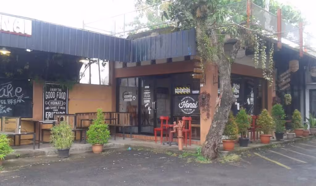Cafe cilacap featured f1e4c0ec.avif