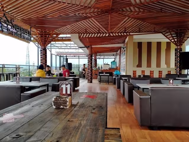 24 Cafe Terbaik di Jember 2025 Paling Hits Aesthetic dan Nyaman untuk Nongkrong