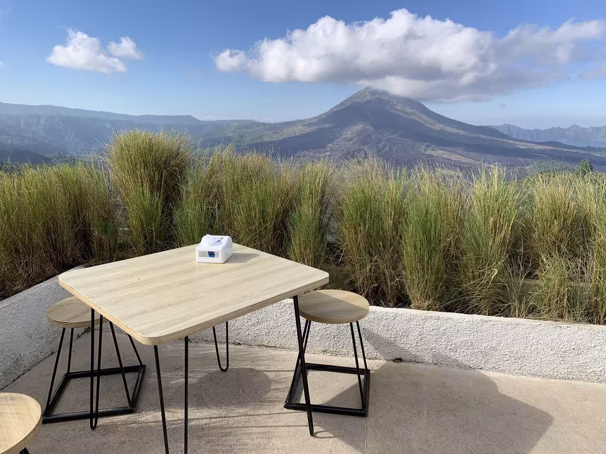 15 Cafe Terbaik di Kintamani dengan Pemandangan Spektakuler untuk Liburanmu Tahun 2025