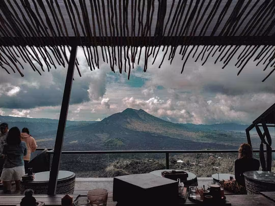 15 Cafe Terbaik di Kintamani dengan Pemandangan Spektakuler untuk Liburanmu Tahun 2025