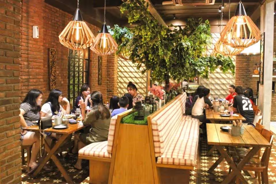 Cafe makassar 2 df31b4ad.avif