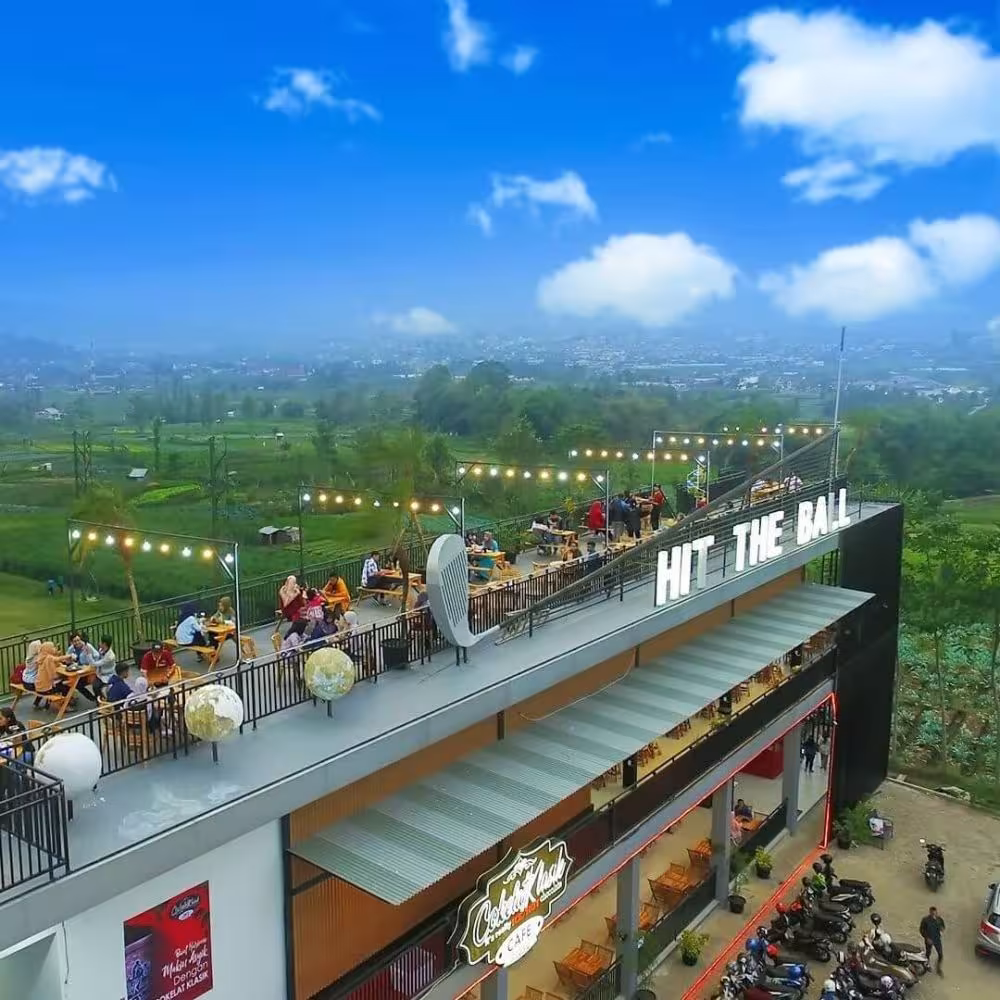 Cafe Terbaik Malang 2025 Instagramable Nyaman Pemandangan Memukau