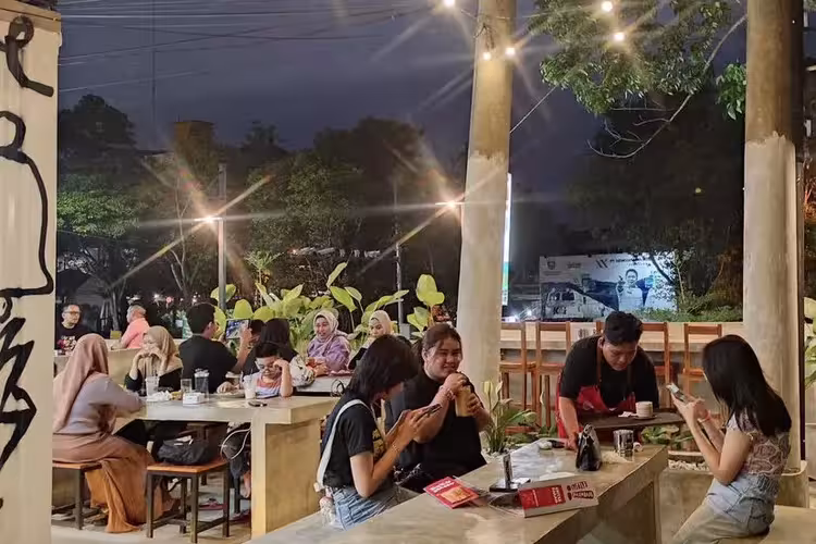 15 Cafe Terbaik di Palembang 2025 Estetik Unik  Ramah Kantong