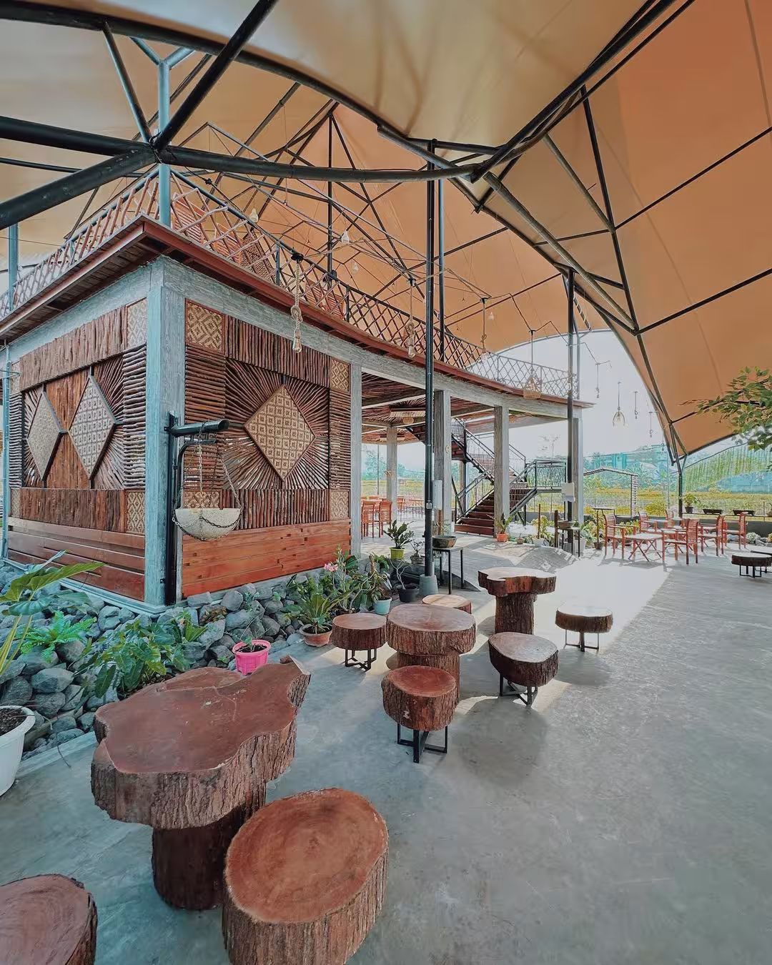 12 Cafe Terbaik Pandaan 2025 Rekomendasi Lengkap untuk Nongkrong  Healing