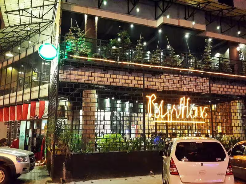 Cafe pekanbaru featured a9d4714c.avif