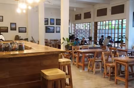 20 Cafe Terbaik Pontianak untuk Nongkrong Asyik Produktif 2025