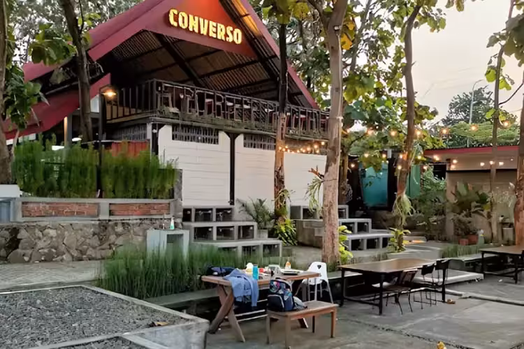 25 Cafe Terbaik di Semarang 2025 Pemandangan Instagramable  Ramah Keluarga