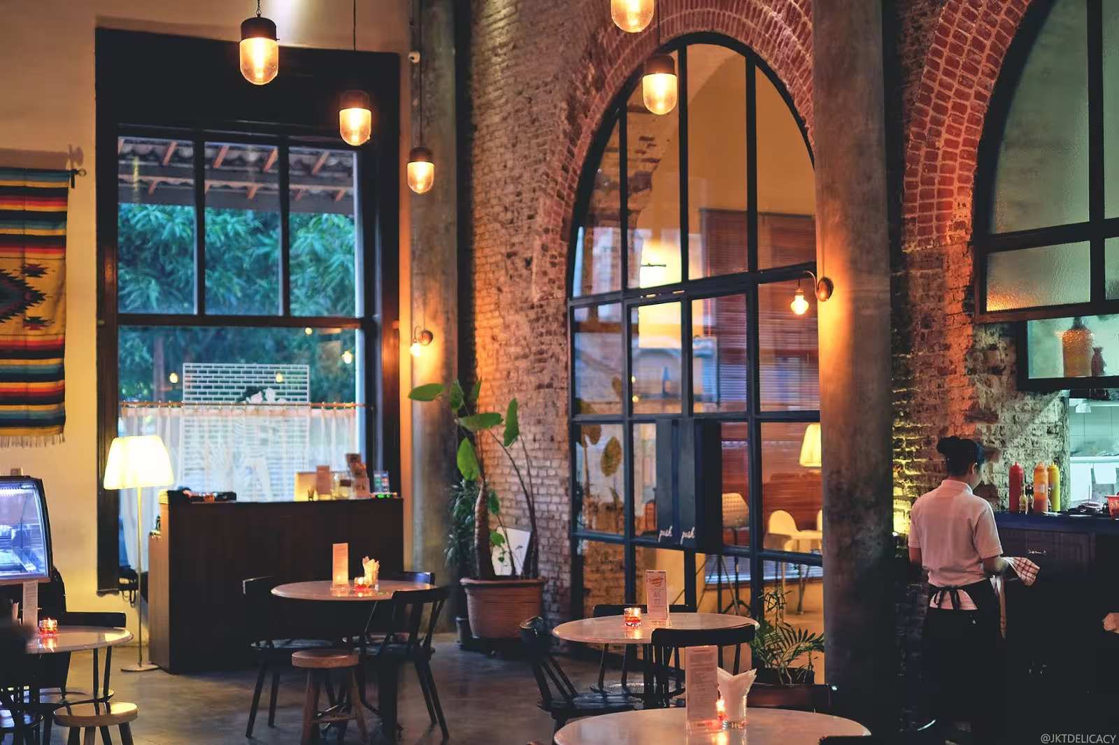 25 Cafe Terbaik di Semarang 2025 Pemandangan Instagramable  Ramah Keluarga