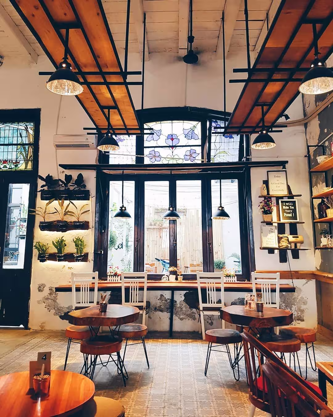 Cafe semarang featured 398eceeb.avif