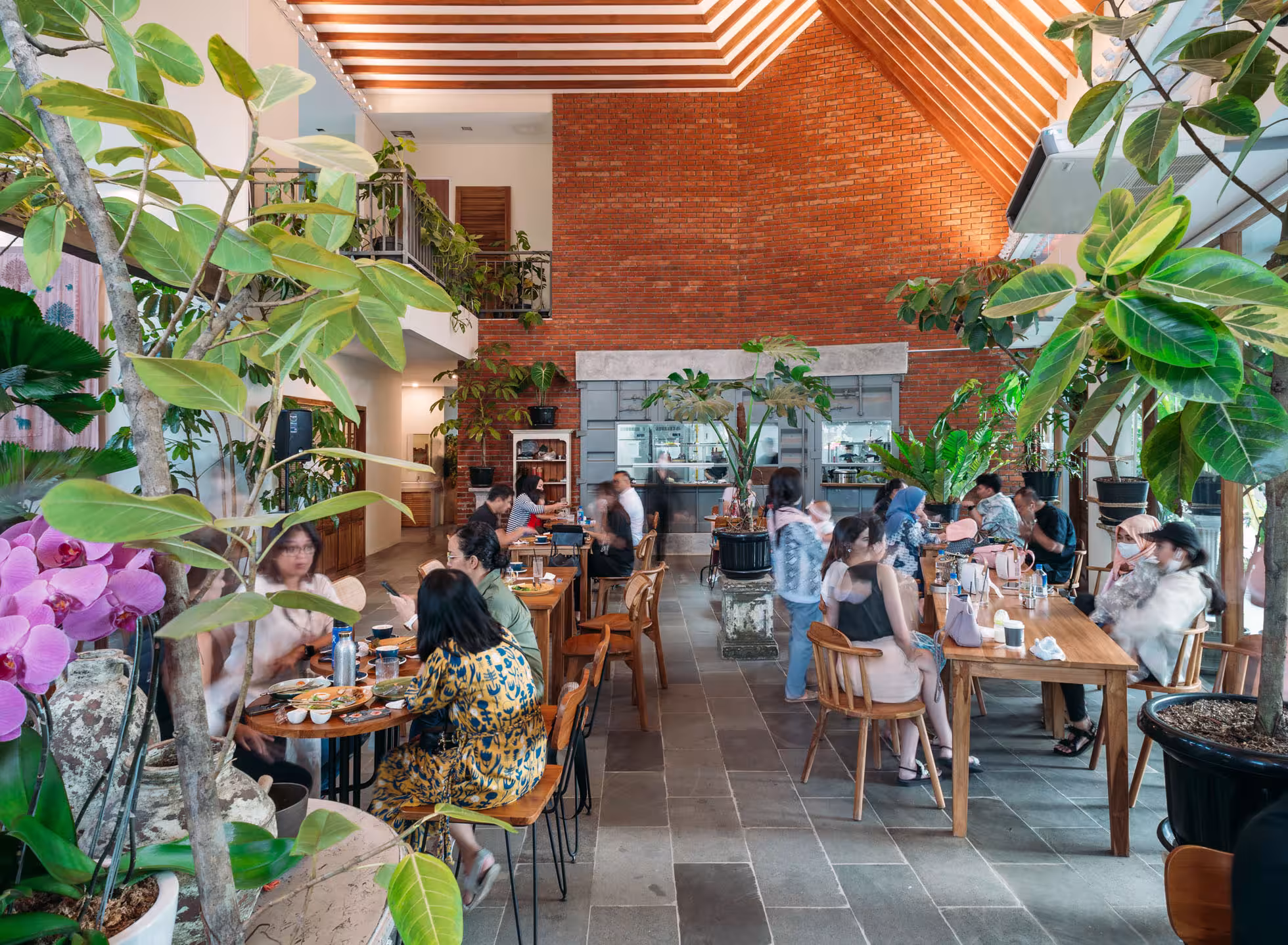 20 Cafe Terbaik di Senopati 2025 Nongkrong Asyik Kerja Produktif