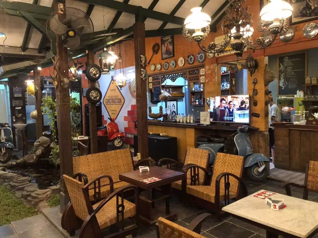 Cafe Terbaik Surabaya Timur 2025 Lengkap dengan Harga  Jam Buka