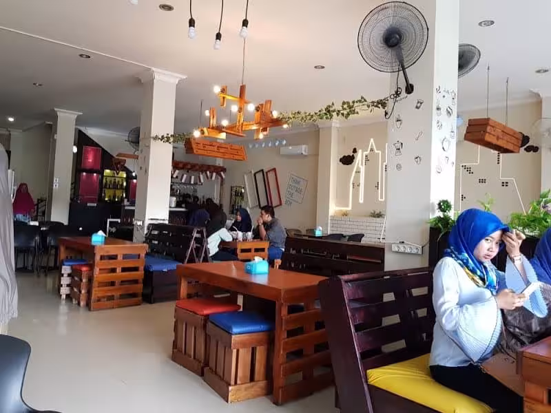 10 Cafe Terbaik Tarakan 2025 Instagramable Nyaman  Lengkap