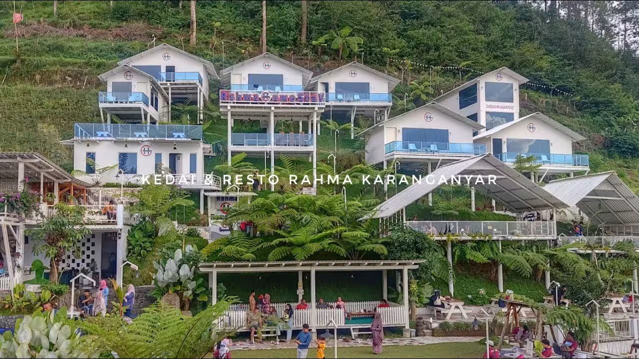 15 Cafe Terbaik di Tawangmangu dengan View Paling Memukau Tahun 2025