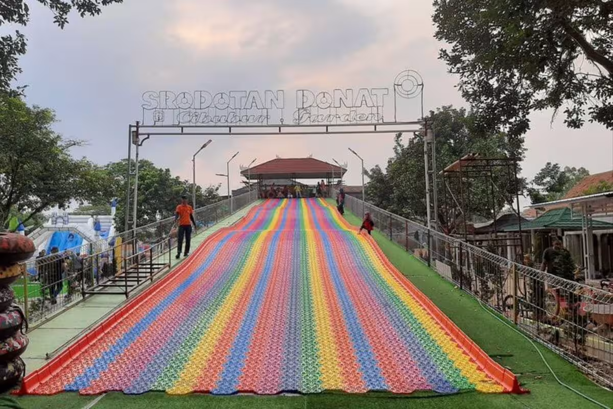 Cafe Terbaik di Cibubur 2025 Cozy Instagramable  Nuansa Alam untuk Nongkrong Seru