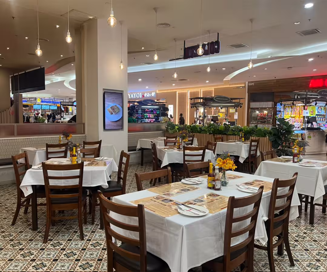 Coliseum Cafe Halal Terbaik 2025 Menguak Pesona Ikon Kuliner Legendaris Kuala Lumpur