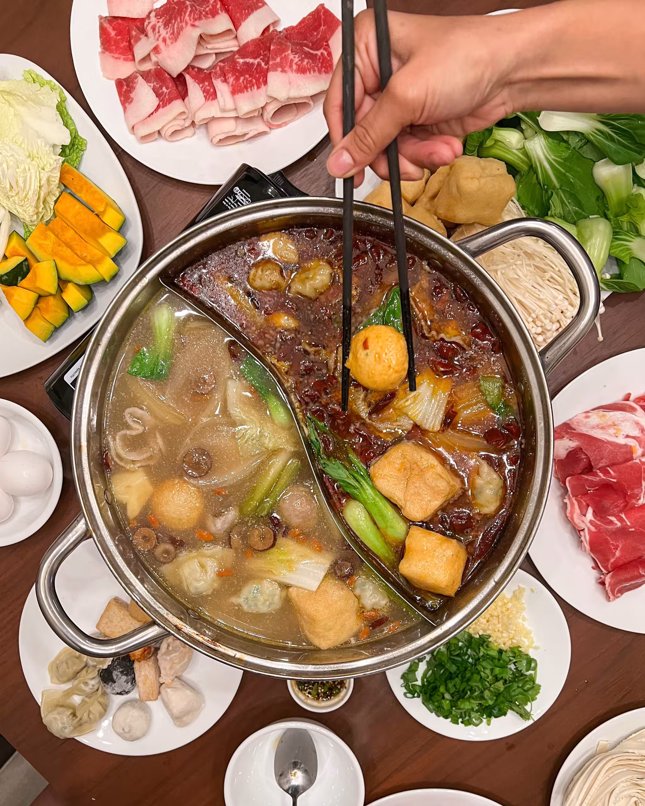 Hot Pot Chinese Restaurant Leon Pengalaman Kuliner Otentik di Zagreb 2025