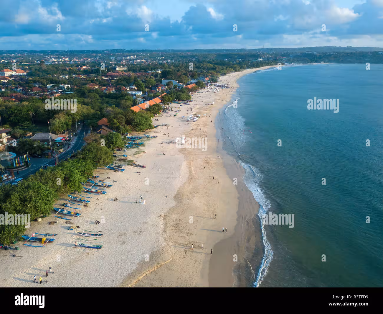 15 Restoran Terbaik Jimbaran untuk Pengalaman Kuliner Tak Terlupakan 2025