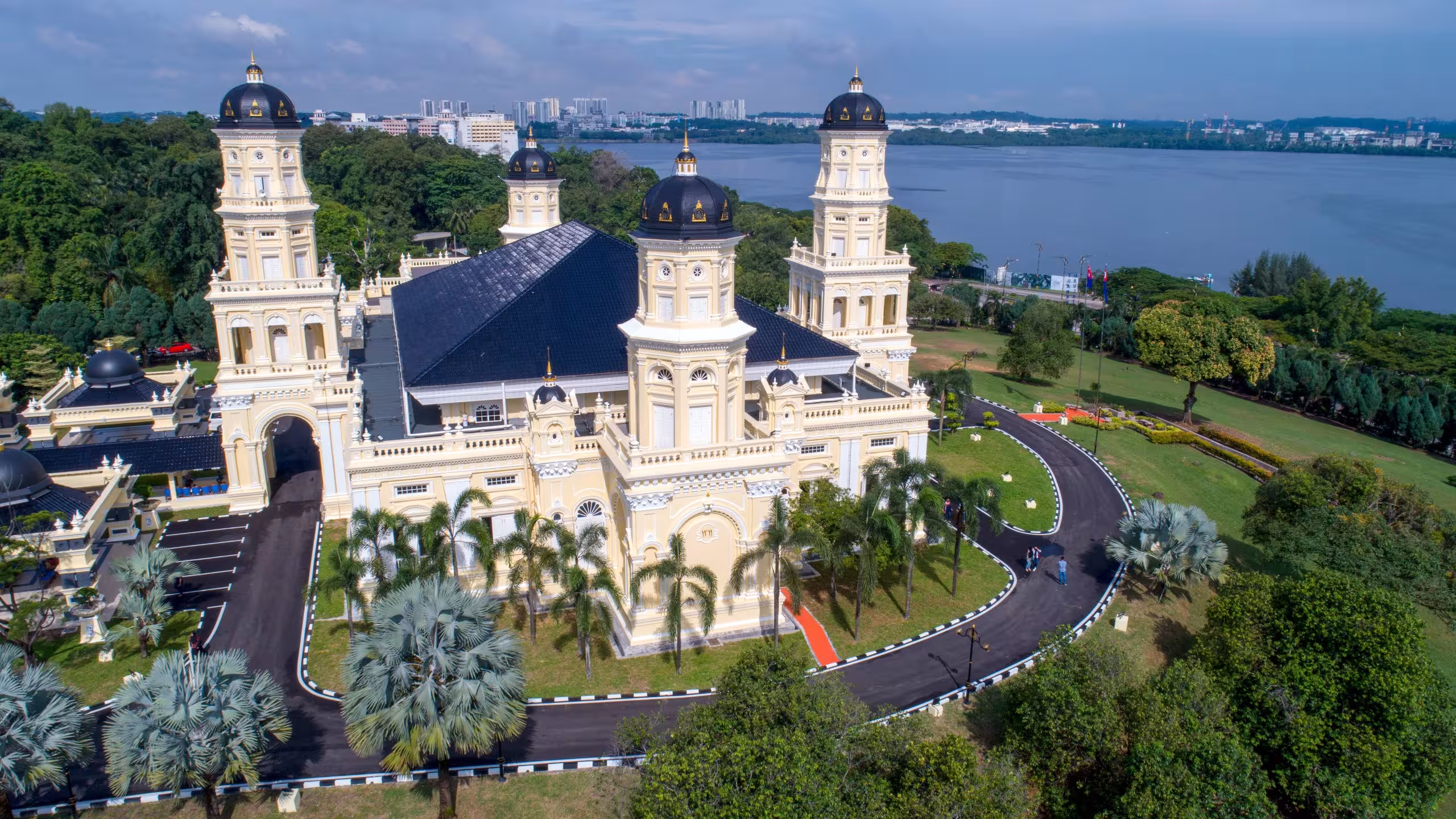 15 Restoran Terbaik Johor Bahru Wajib Coba di 2025 Panduan Kuliner Lengkap