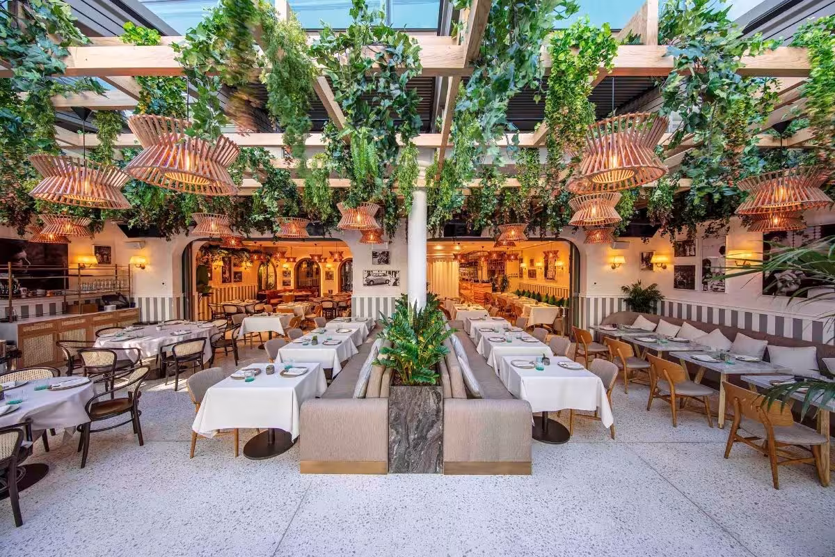 7 Restoran Terbaik di Sanur Wajib Coba untuk Pengalaman Kuliner Tak Terlupakan 2025