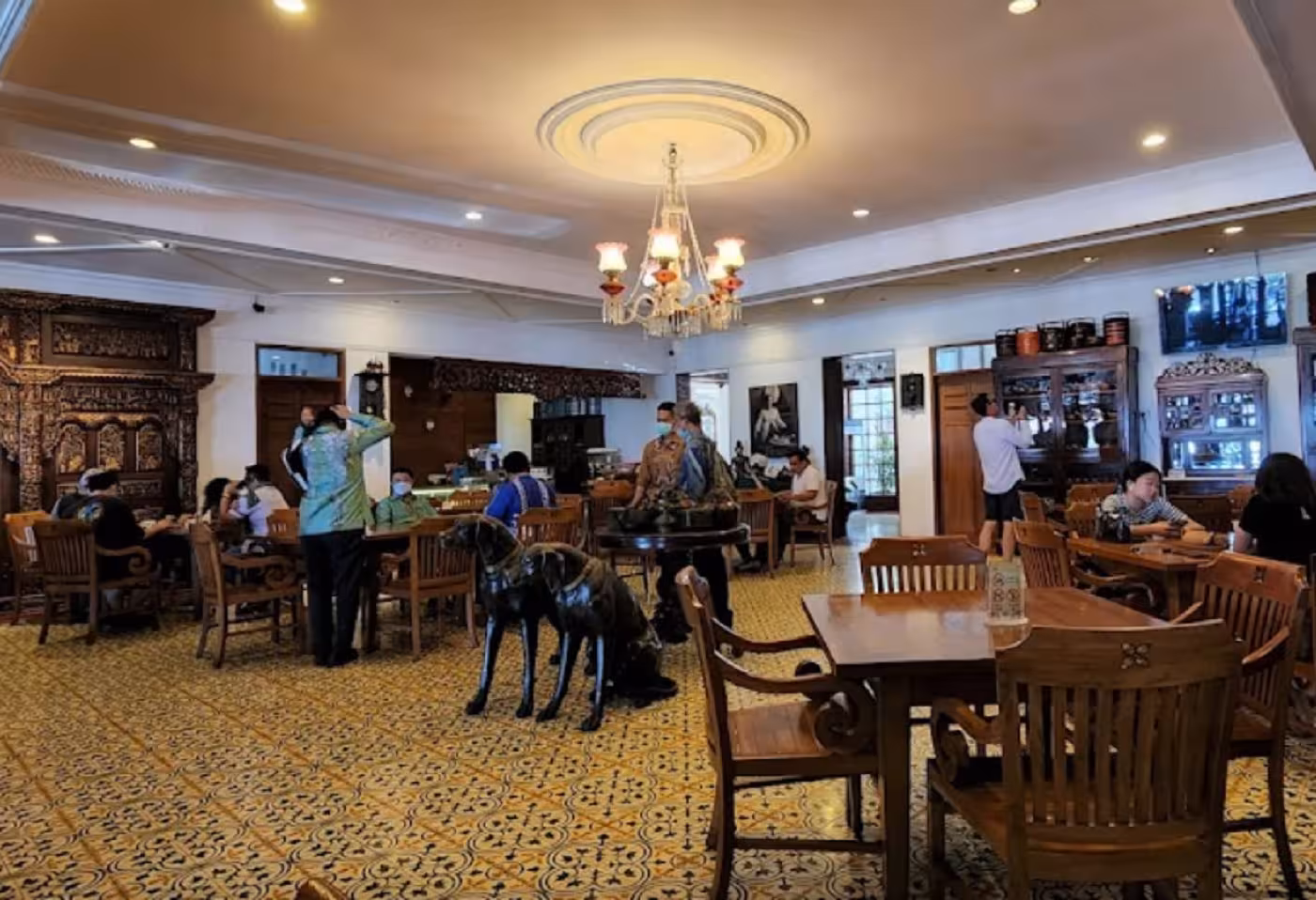 25 Restoran Terbaik di Semarang 2025 Legendaris View Cantik  Ramah Keluarga