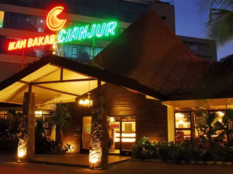 25 Restoran Terbaik di Surabaya 2025 untuk Pengalaman Kuliner Tak Terlupakan